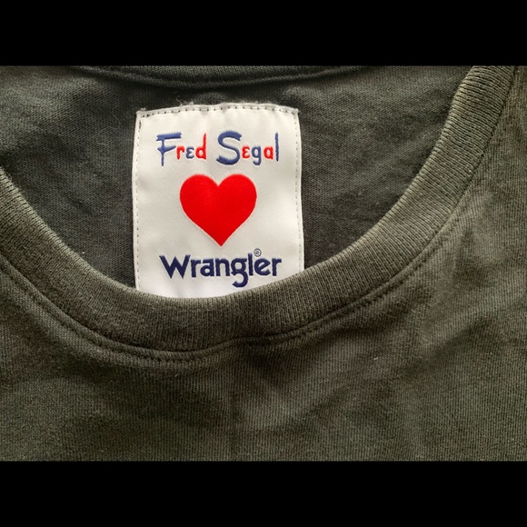 Limited Edition Fred Segal x Wrangler Capsule Collection Black Graphic T-Shirt - Picture 6 of 10